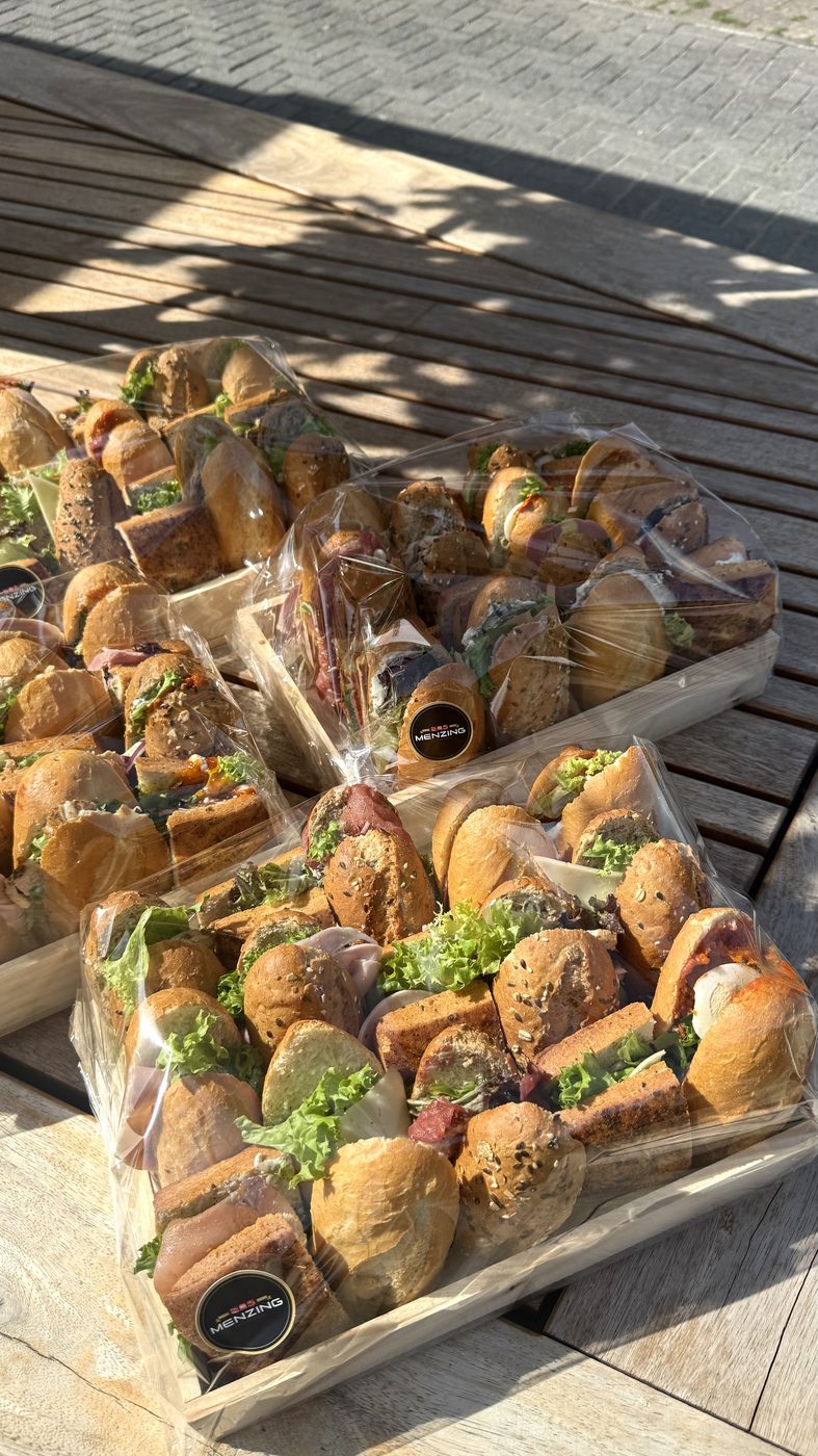 Broodjes klaar voor bezorging